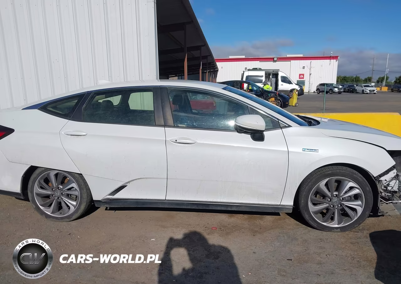 2018 Honda Clarity Plug-In Hybrid VIN:JHMZC5F13JC021760 - 14