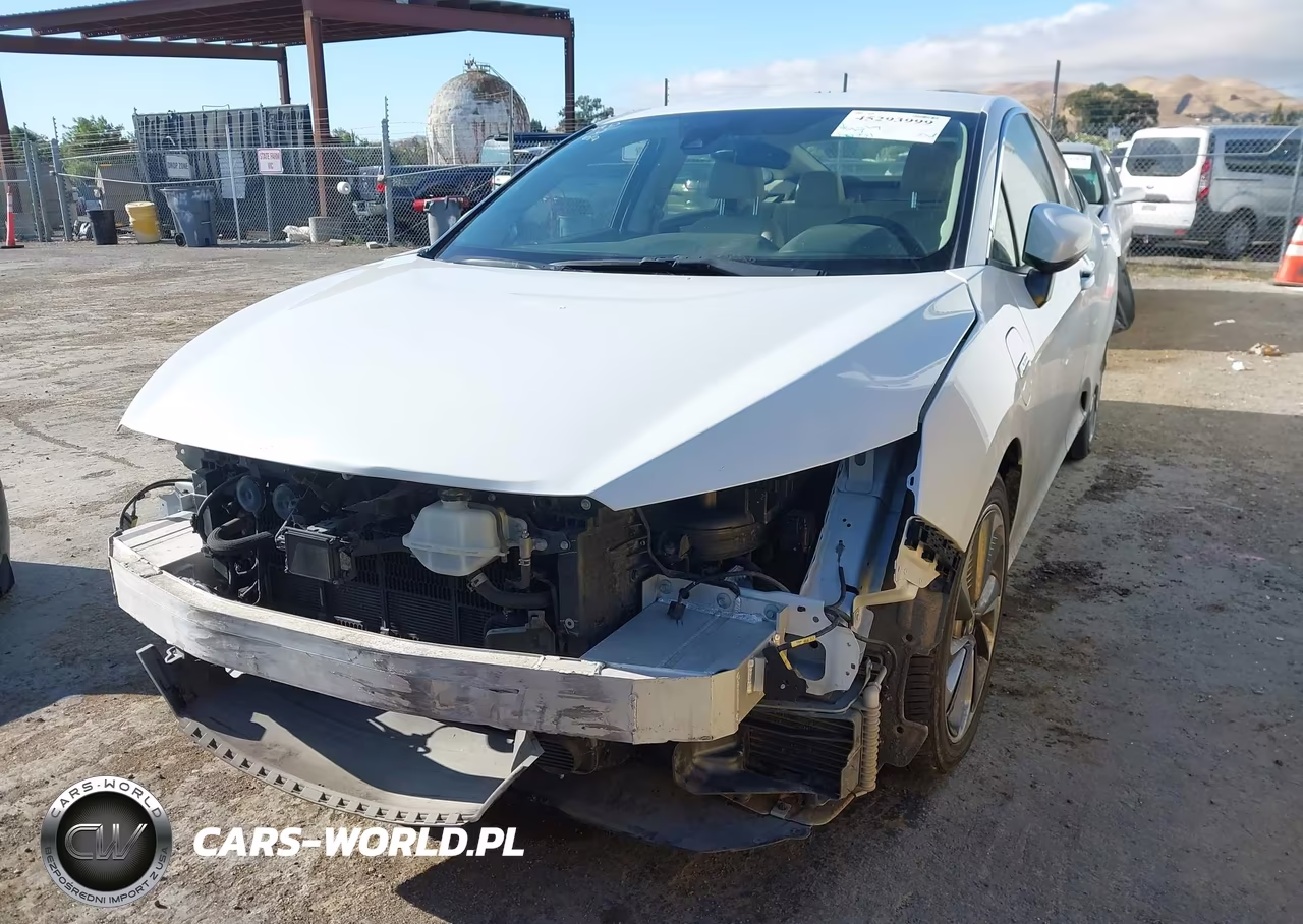 2018 Honda Clarity Plug-In Hybrid VIN:JHMZC5F13JC021760 - 6