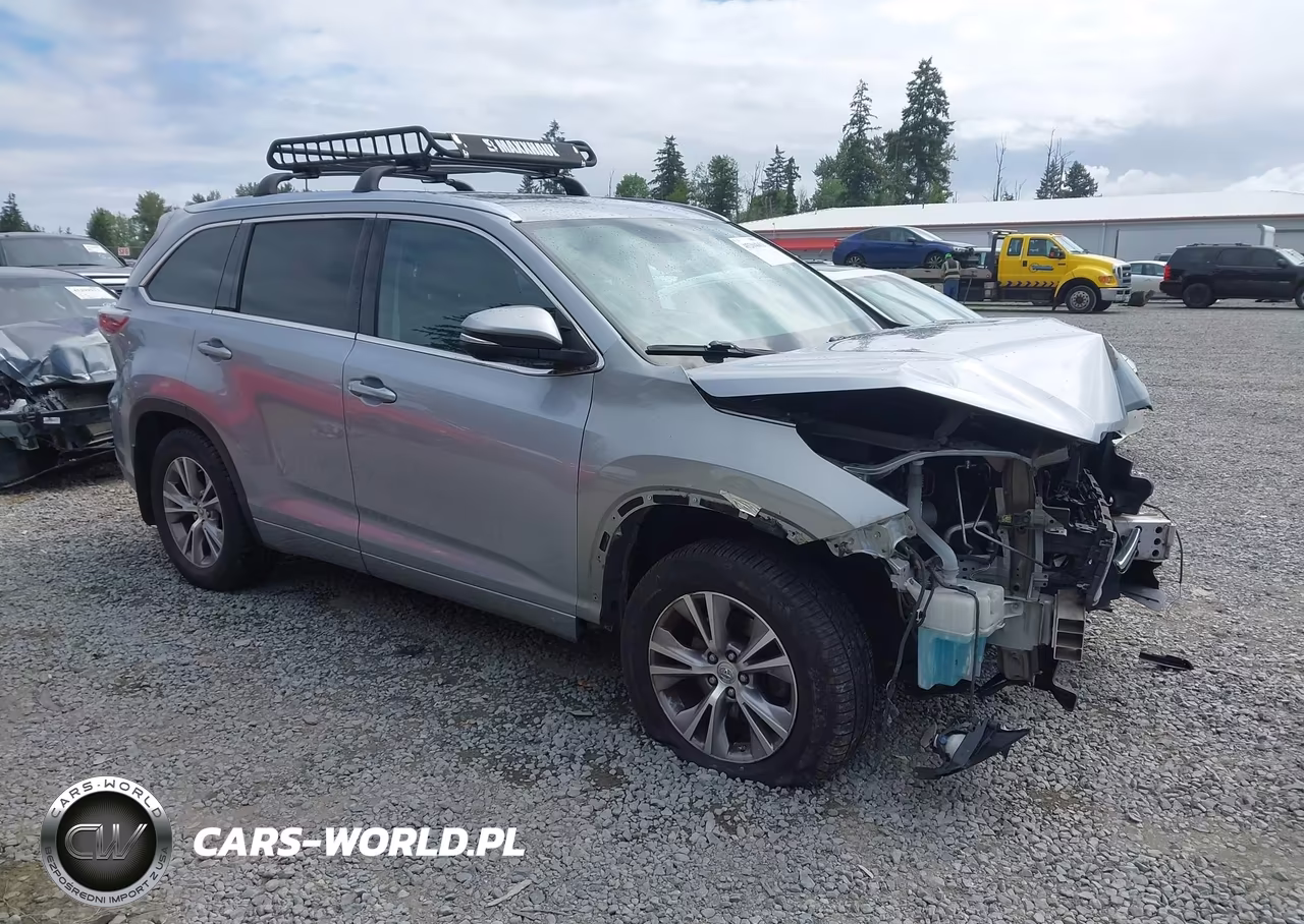 2014 Toyota Highlander Xle V6 – zdjęcie 1 z 18