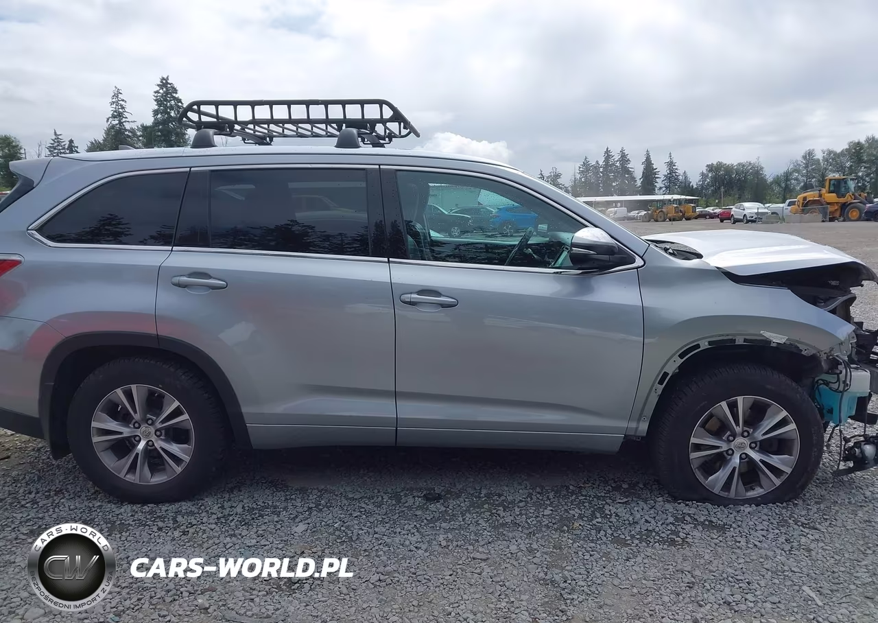 2014 Toyota Highlander Xle V6 VIN:5TDJKRFH0ES063331 - 13