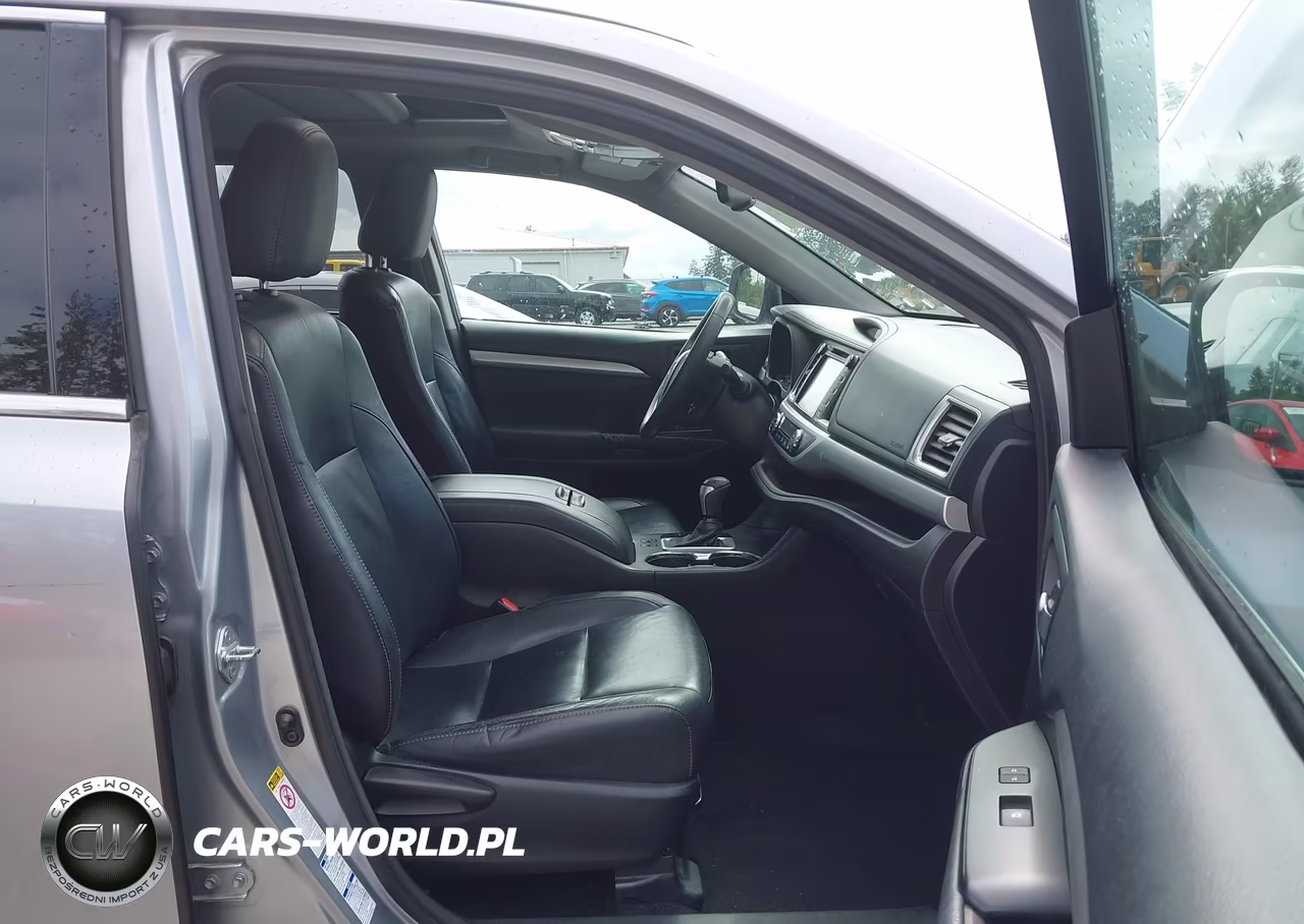 2014 Toyota Highlander Xle V6 VIN:5TDJKRFH0ES063331 - 17