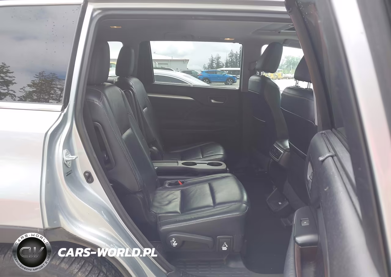 2014 Toyota Highlander Xle V6 VIN:5TDJKRFH0ES063331 - 18