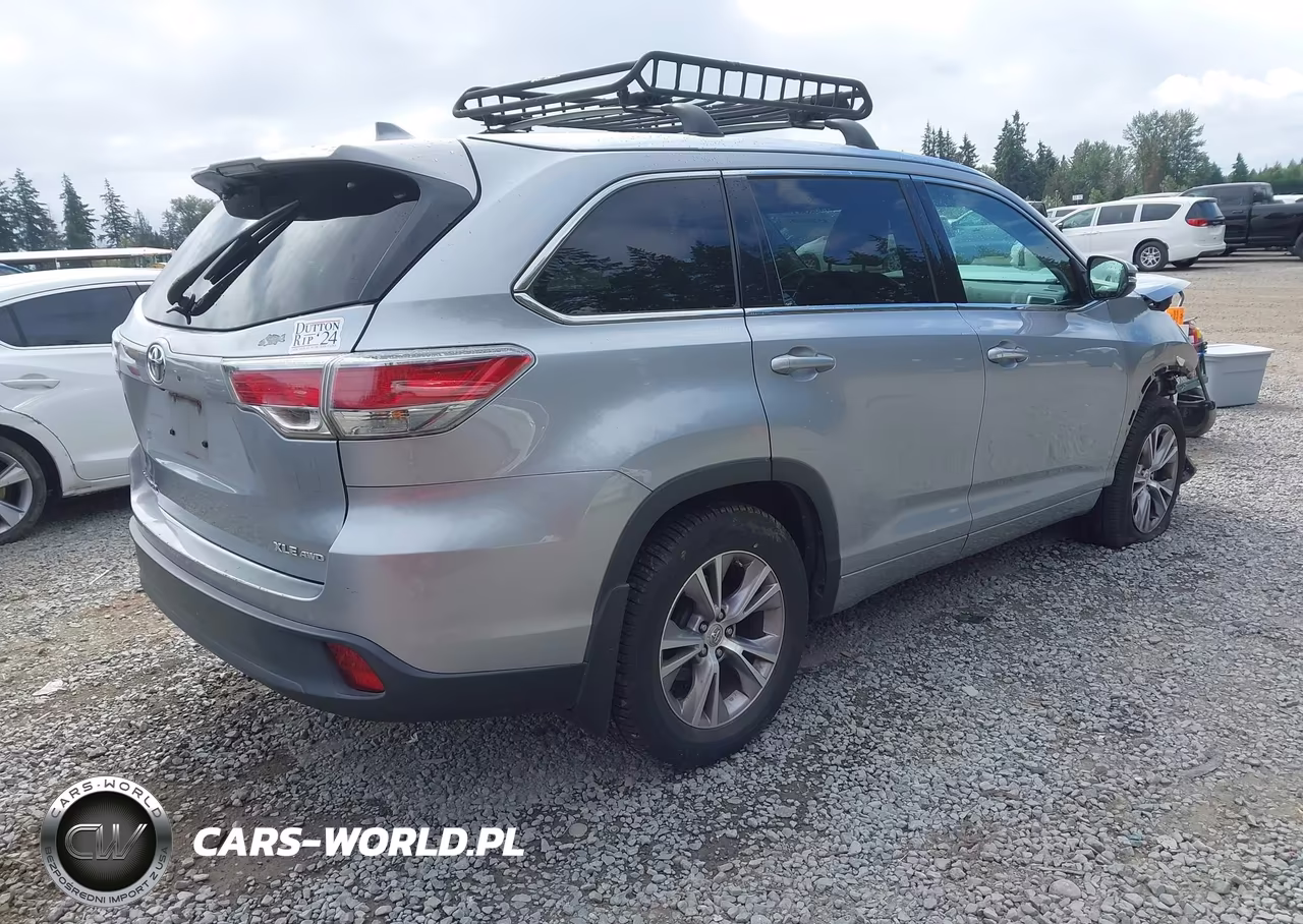 2014 Toyota Highlander Xle V6 VIN:5TDJKRFH0ES063331 - 4