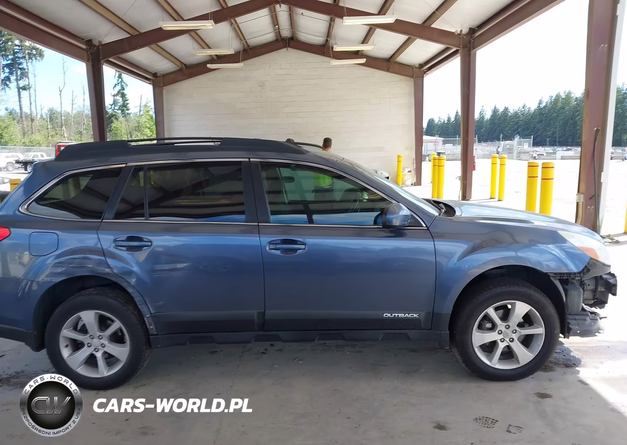 2014 Subaru Outback 2.5I Premium VIN:4S4BRCCC3E3260738 - 14