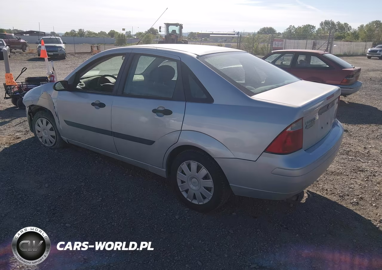 2005 Ford Focus Zx4 VIN:1FAFP34N05W124843 - 3