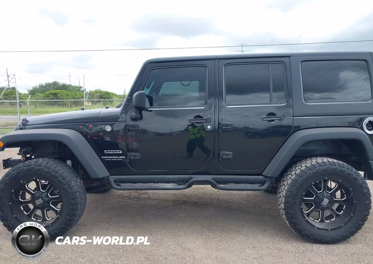 2017 Jeep Wrangler Unlimited Sport 4X4 VIN:1C4BJWDGXHL571666 - 15