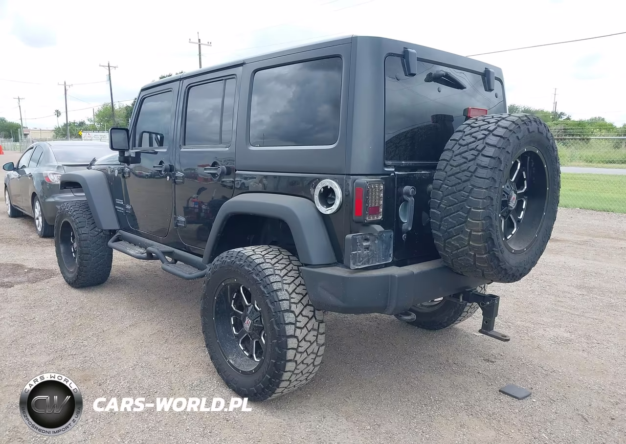 2017 Jeep Wrangler Unlimited Sport 4X4 VIN:1C4BJWDGXHL571666 - 3