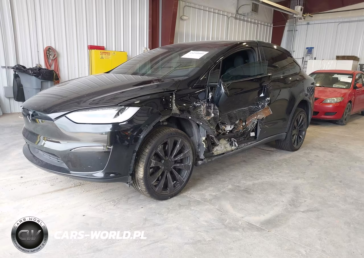 2022 Tesla Model X Plaid Tri Motor All-Wheel Drive VIN:7SAXCBE60NF343904 - 2