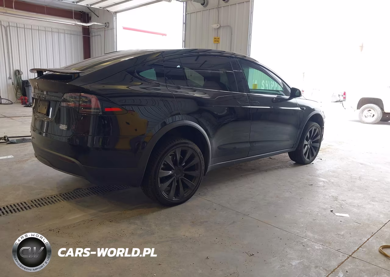 2022 Tesla Model X Plaid Tri Motor All-Wheel Drive VIN:7SAXCBE60NF343904 - 4