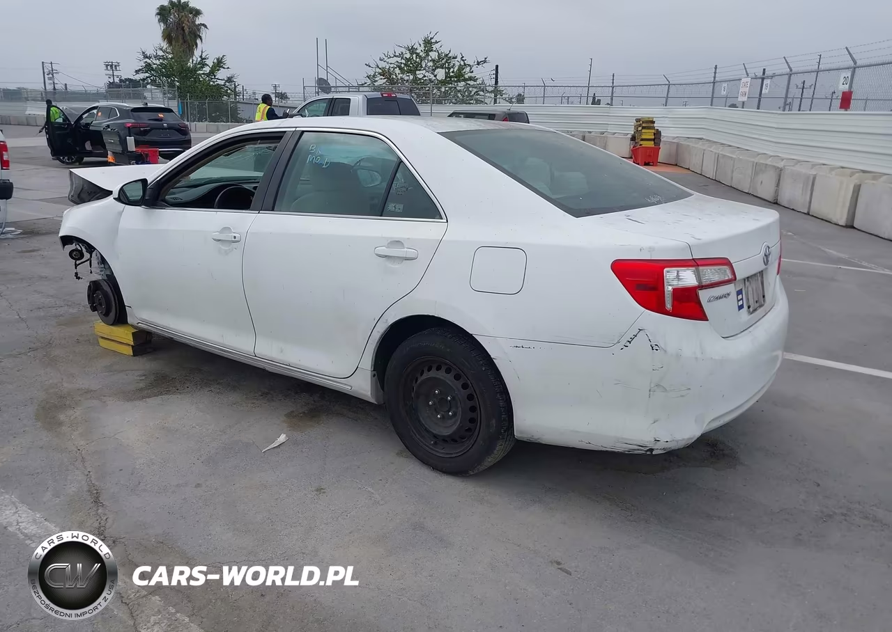 2012 Toyota Camry Le VIN:4T1BF1FK9CU561232 - 3
