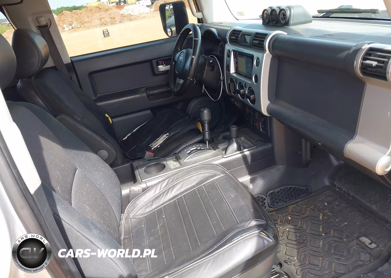 2008 Toyota Fj Cruiser VIN:JTEBU11FX8K027479 - 5