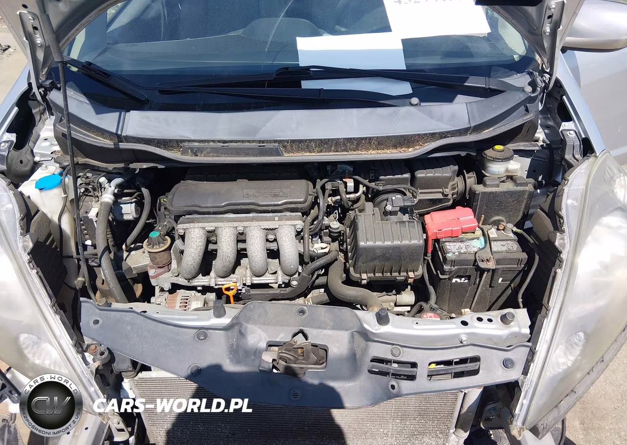 2013 Honda Fit VIN:JHMGE8H31DC005207 - 10