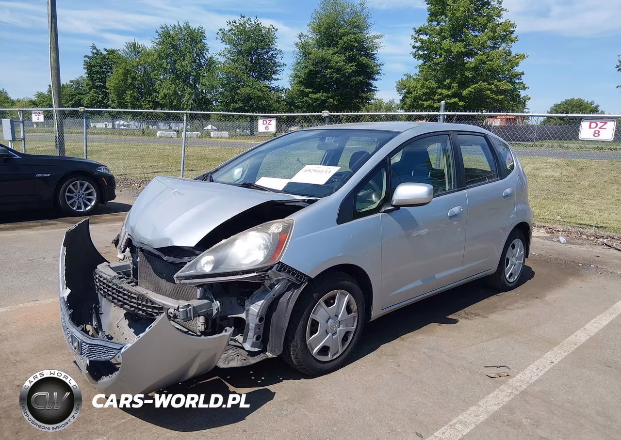 2013 Honda Fit VIN:JHMGE8H31DC005207 - 2