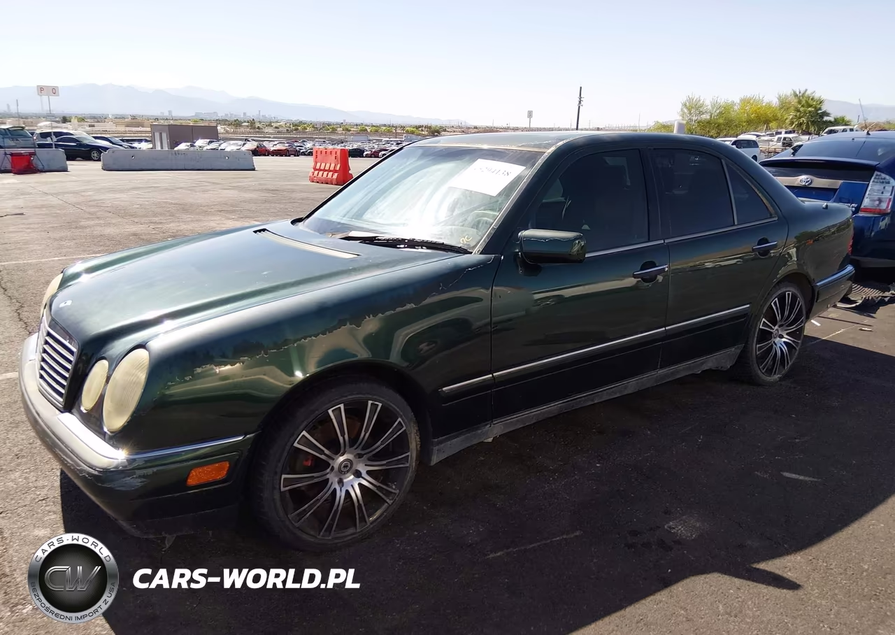 1996 Mercedes-Benz E 320 VIN:WDBJF55F0TJ018010 - 2