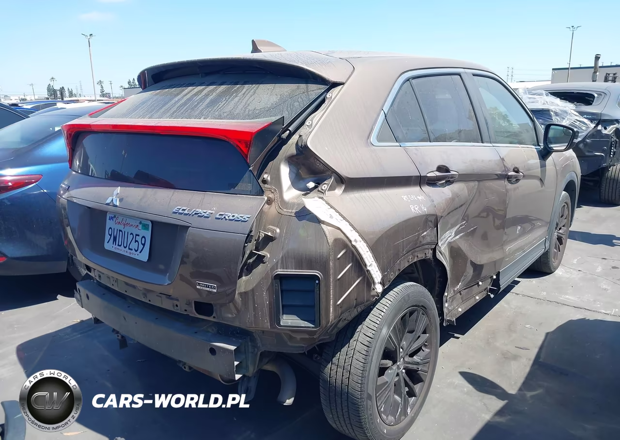 2018 Mitsubishi Eclipse Cross Le VIN:JA4AT4AA8JZ051151 - 4