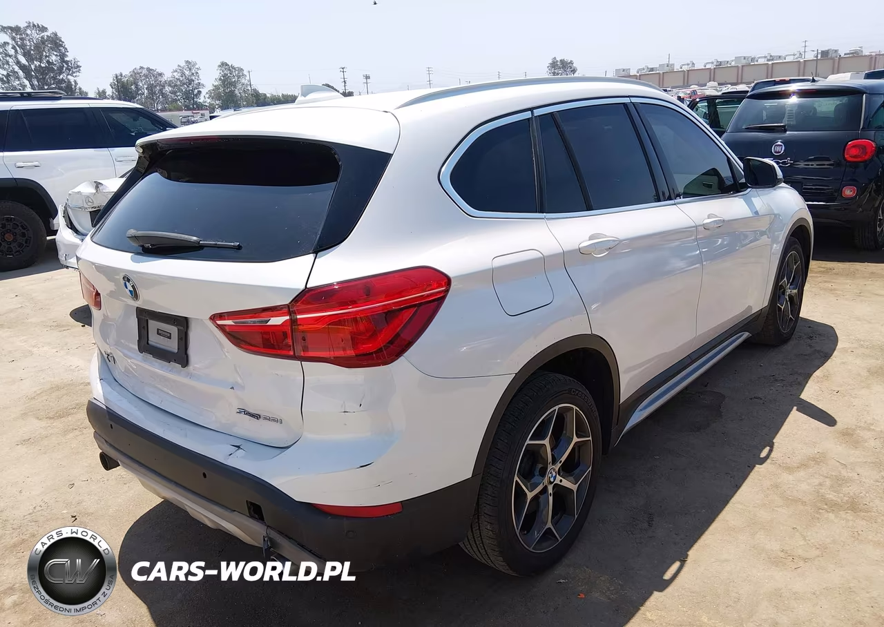 2019 BMW X1 Sdrive28I VIN:WBXHU7C58K3H46212 - 4