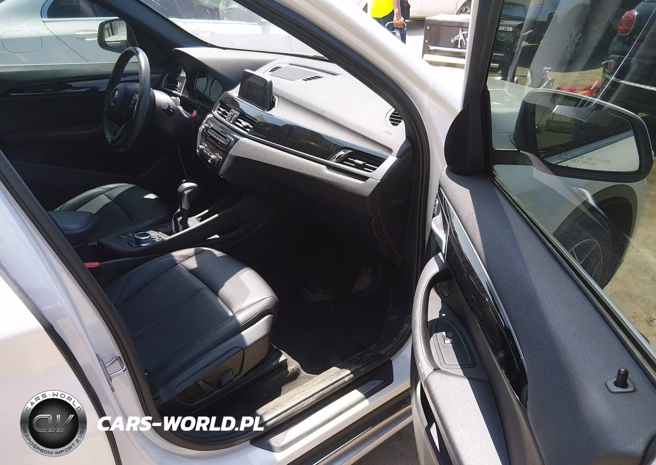 2019 BMW X1 Sdrive28I VIN:WBXHU7C58K3H46212 - 5