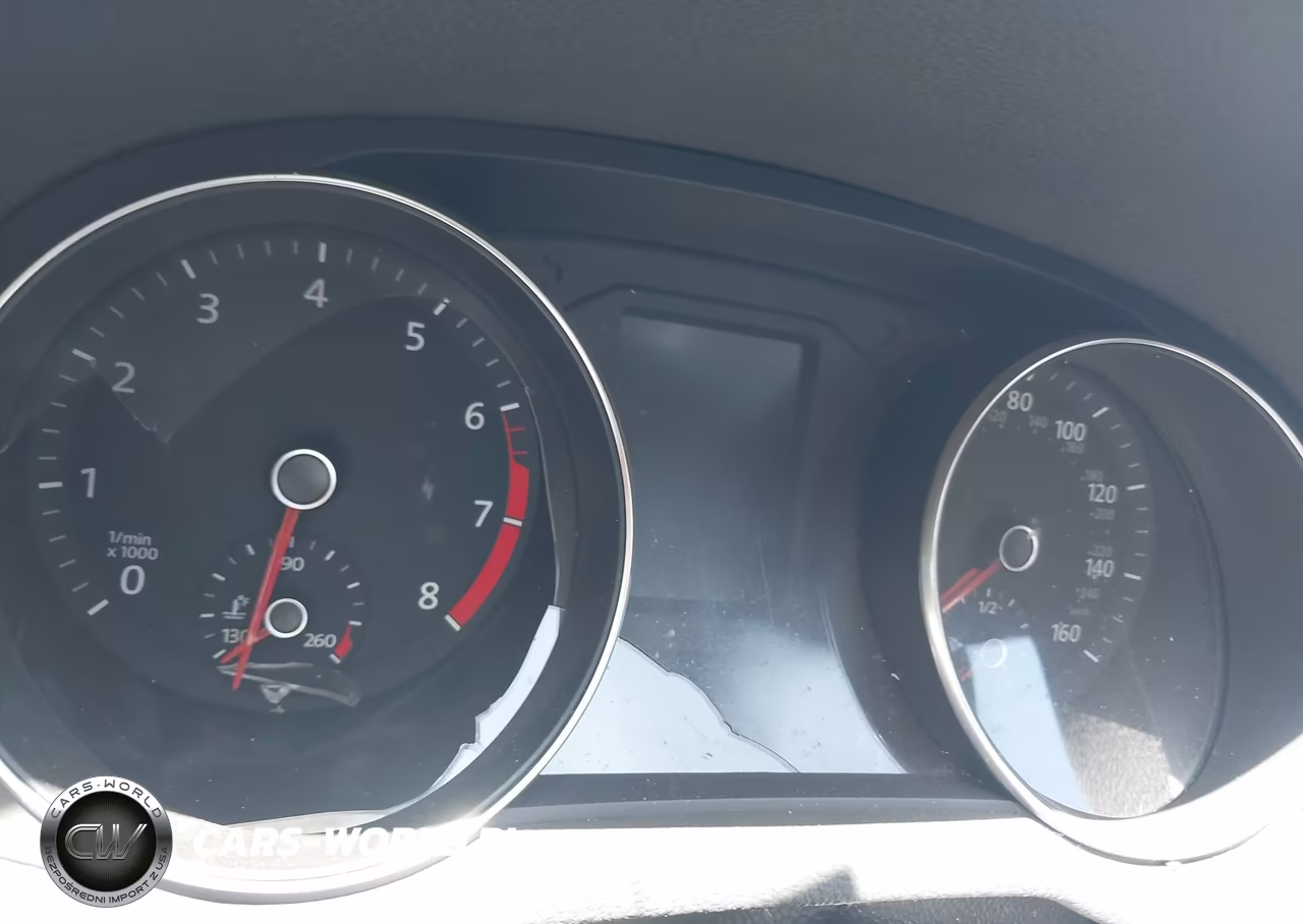 2019 Volkswagen Passat 2.0T Wolfsburg Edition VIN:1VWLA7A37KC000541 - 7