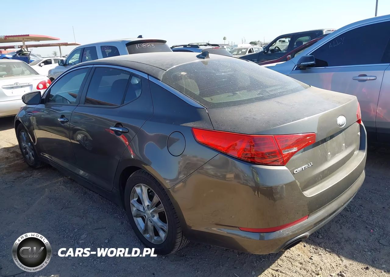 2013 Kia Optima Lx VIN:5XXGM4A77DG226918 - 3