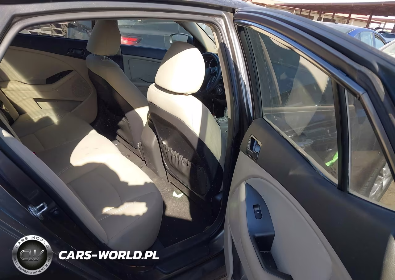 2013 Kia Optima Lx VIN:5XXGM4A77DG226918 - 8