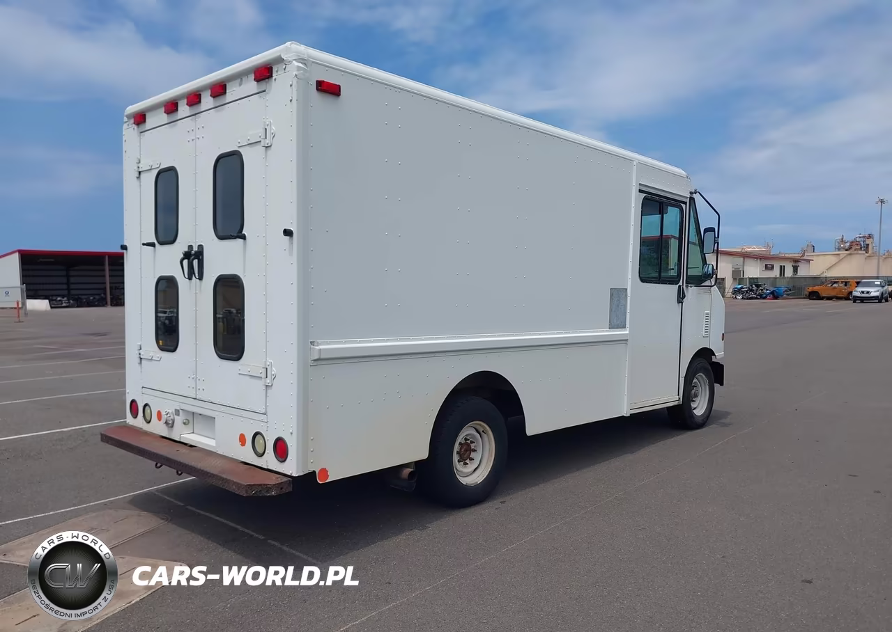 2006 Ford E-350 Stripped VIN:1FCJE39L26HA19695 - 4