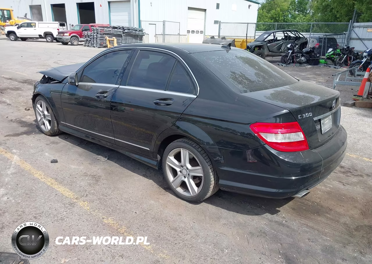 2011 Mercedes-Benz C 300 Sport 4Matic VIN:WDDGF8BB1BR185108 - 3