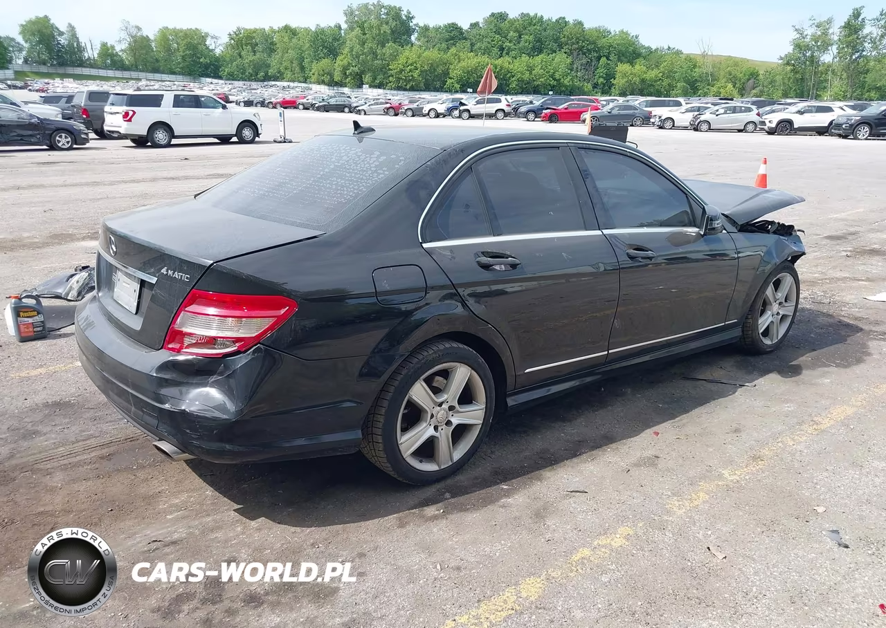 2011 Mercedes-Benz C 300 Sport 4Matic VIN:WDDGF8BB1BR185108 - 4