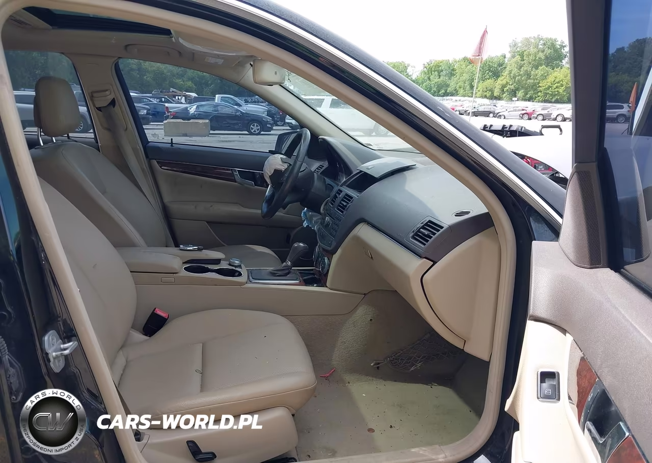 2011 Mercedes-Benz C 300 Sport 4Matic VIN:WDDGF8BB1BR185108 - 5