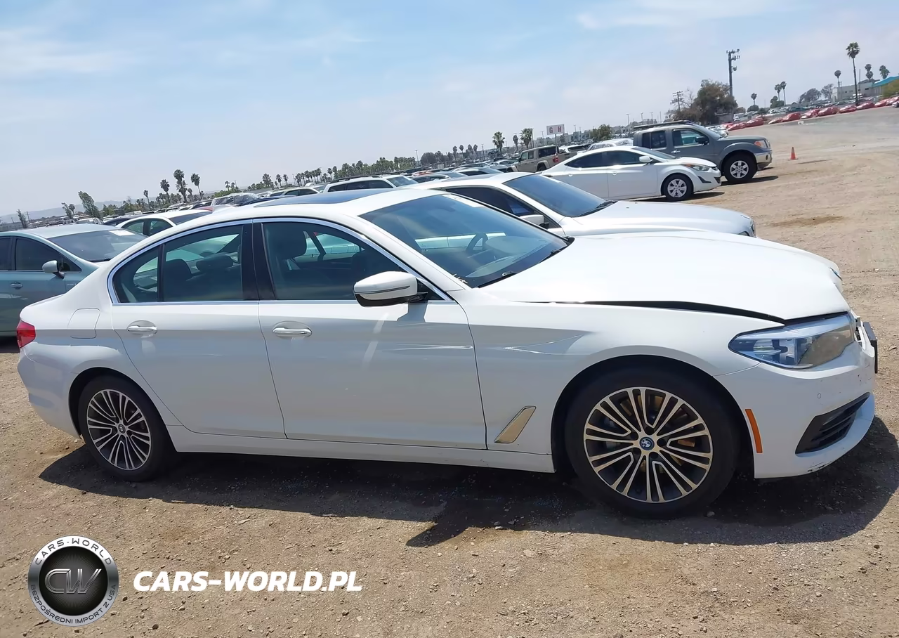 2018 BMW 530I VIN:WBAJA5C50JG899390 - 13