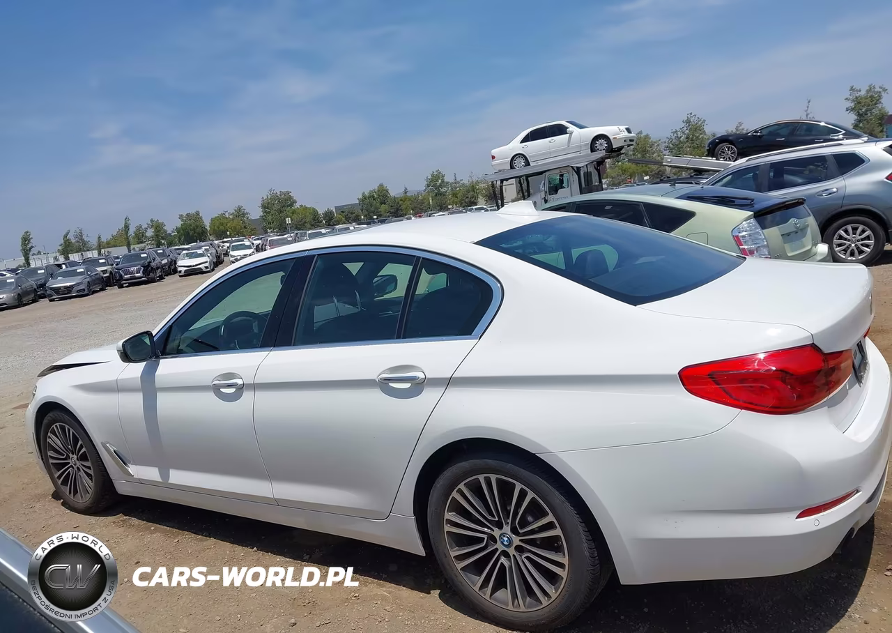 2018 BMW 530I VIN:WBAJA5C50JG899390 - 14