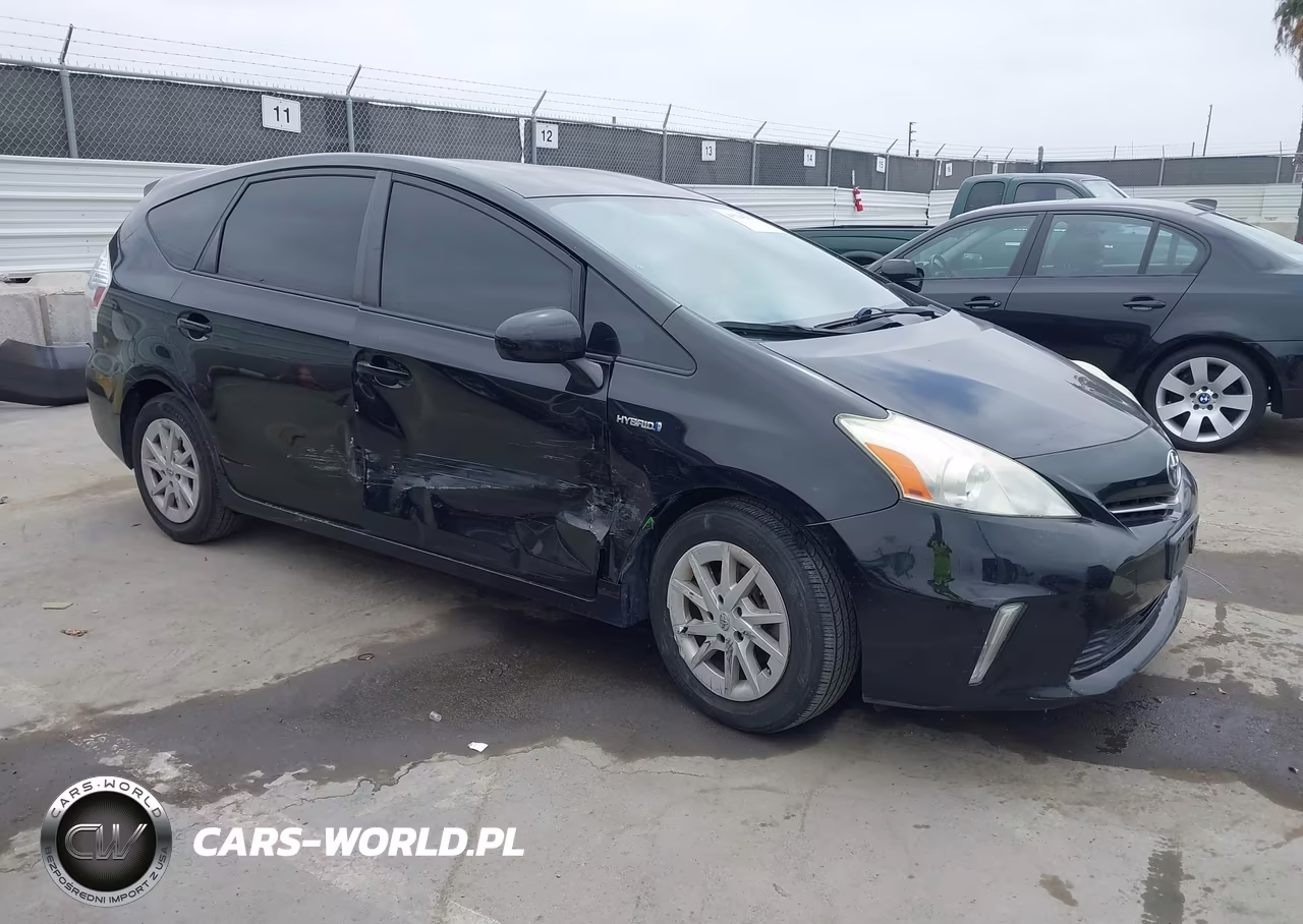 2012 Toyota Prius V Two – zdjęcie 1 z 16