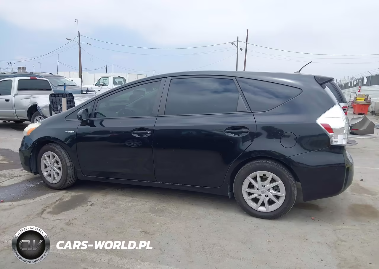 2012 Toyota Prius V Two VIN:JTDZN3EU5C3038476 - 14