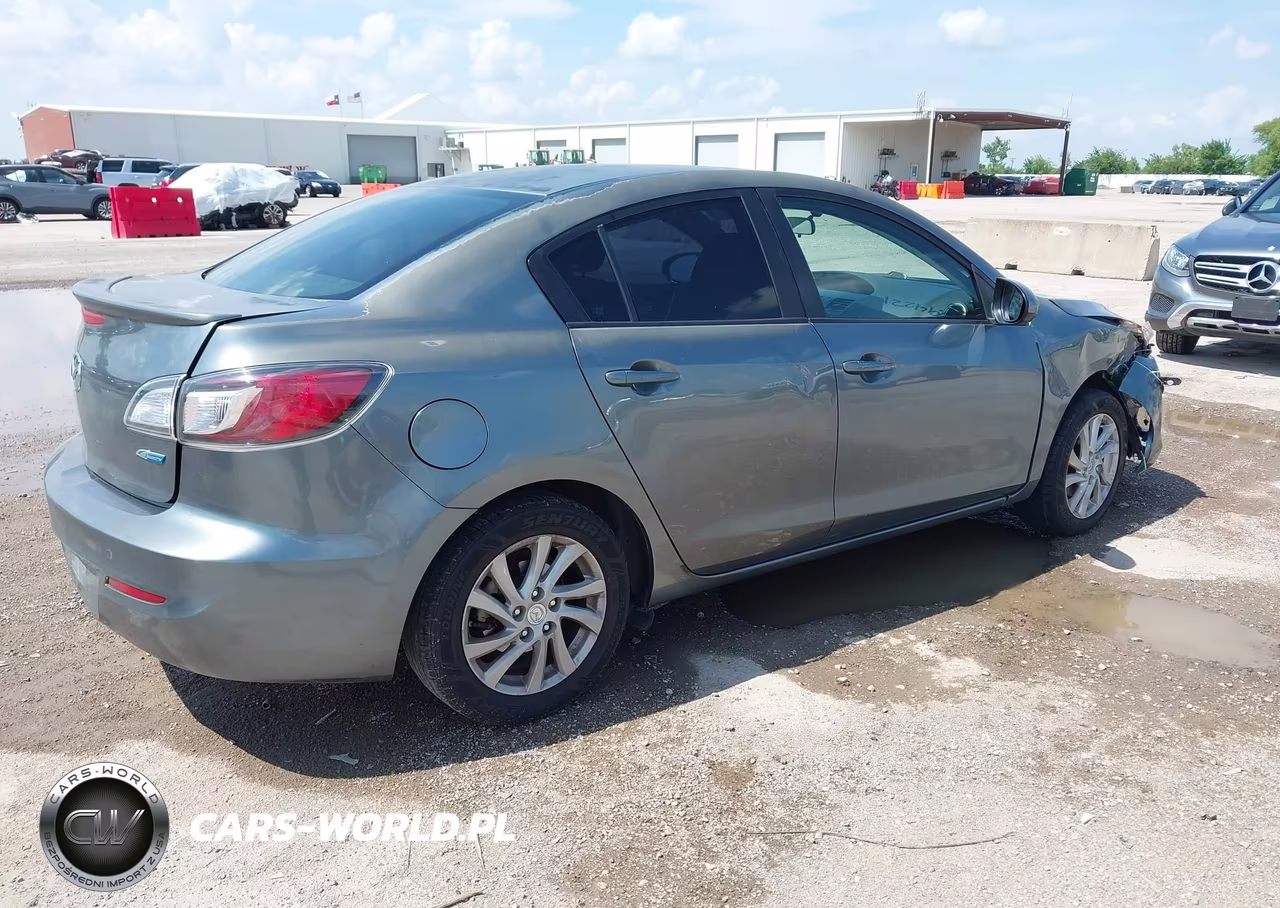 2012 Mazda Mazda3 I Touring VIN:JM1BL1V79C1663822 - 4