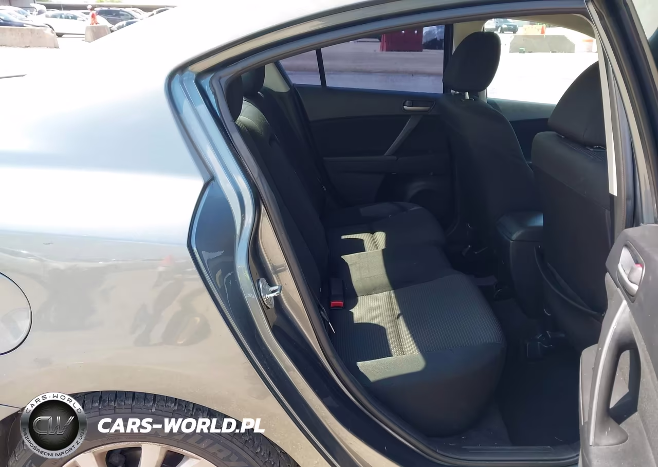 2012 Mazda Mazda3 I Touring VIN:JM1BL1V79C1663822 - 8