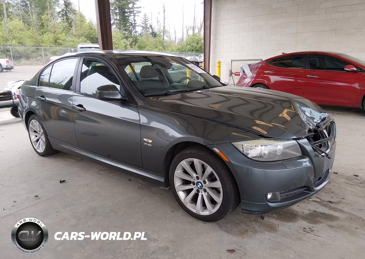 2009 BMW 328I xDrive – zdjęcie 1 z 16