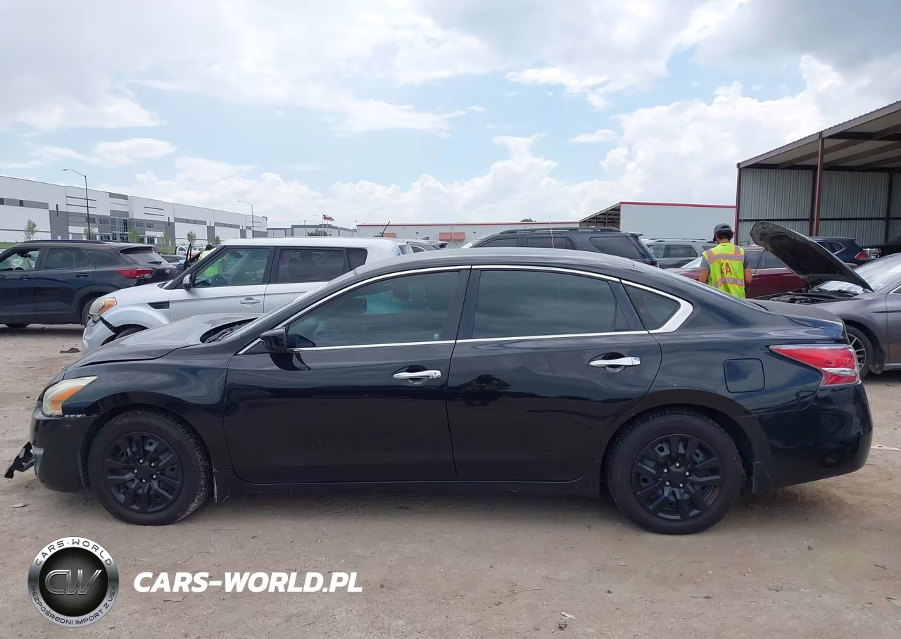 2015 Nissan Altima 2.5 S VIN:1N4AL3AP4FN328595 - 14