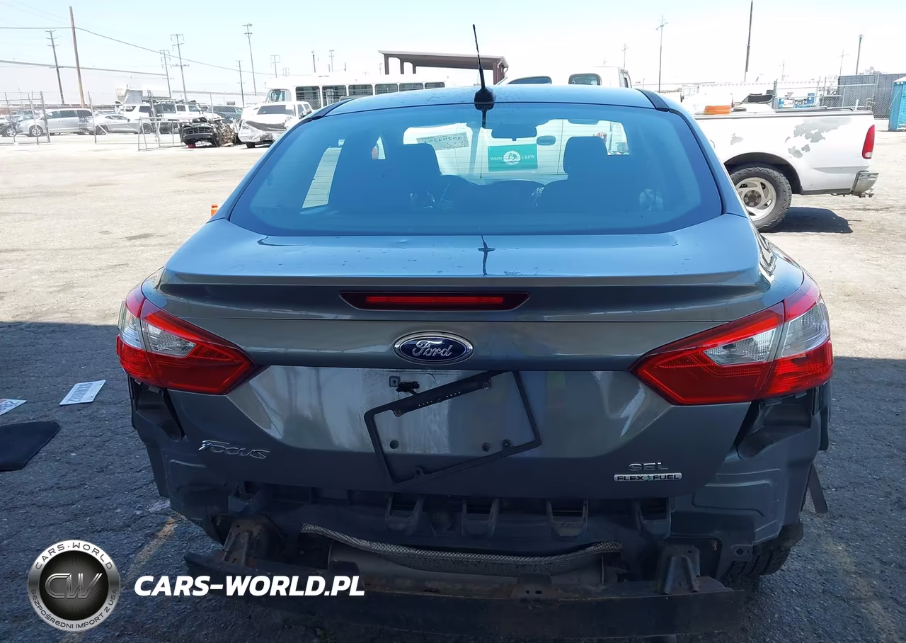 2012 Ford Focus Sel VIN:1FAHP3H25CL371900 - 17