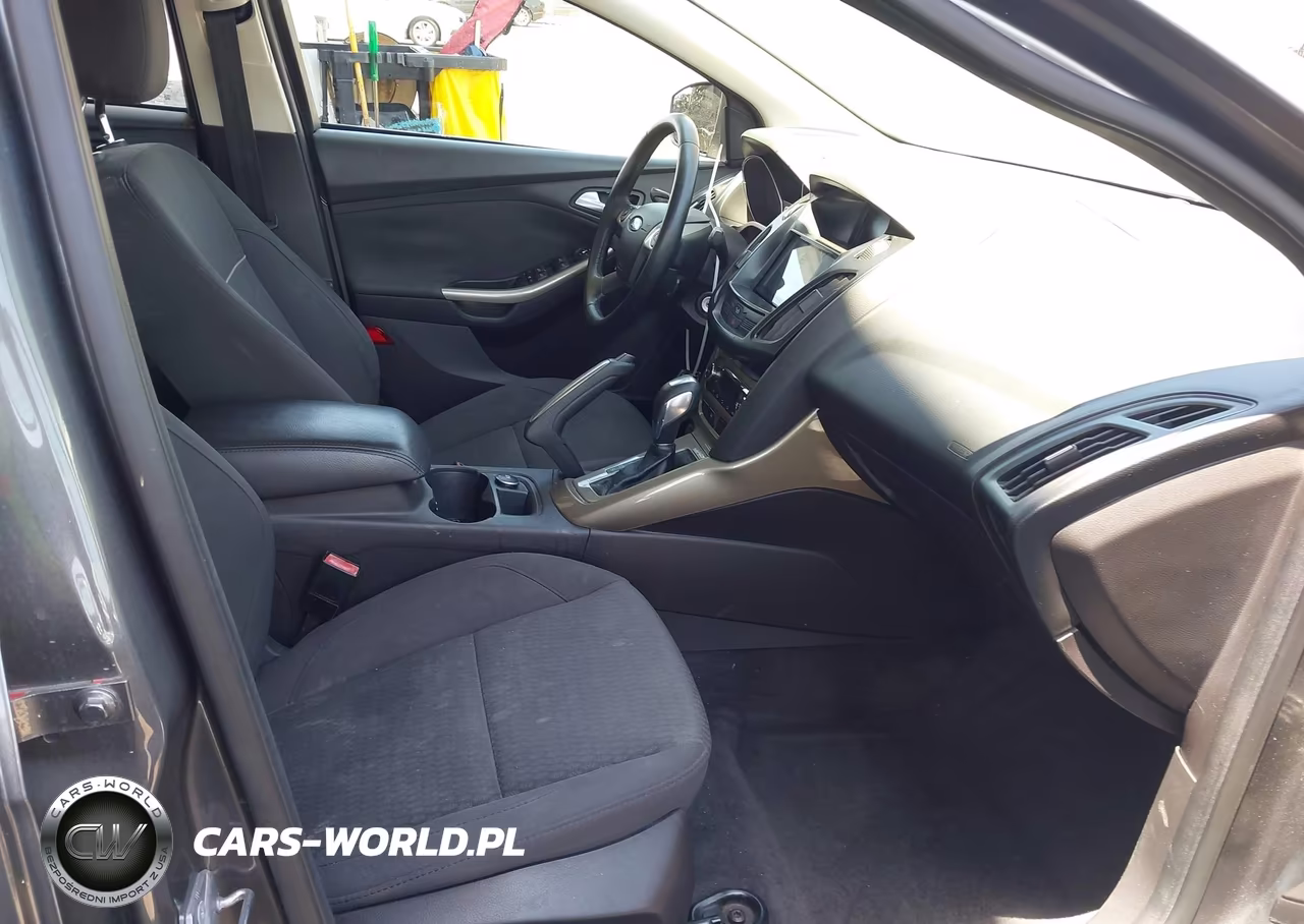 2012 Ford Focus Sel VIN:1FAHP3H25CL371900 - 5
