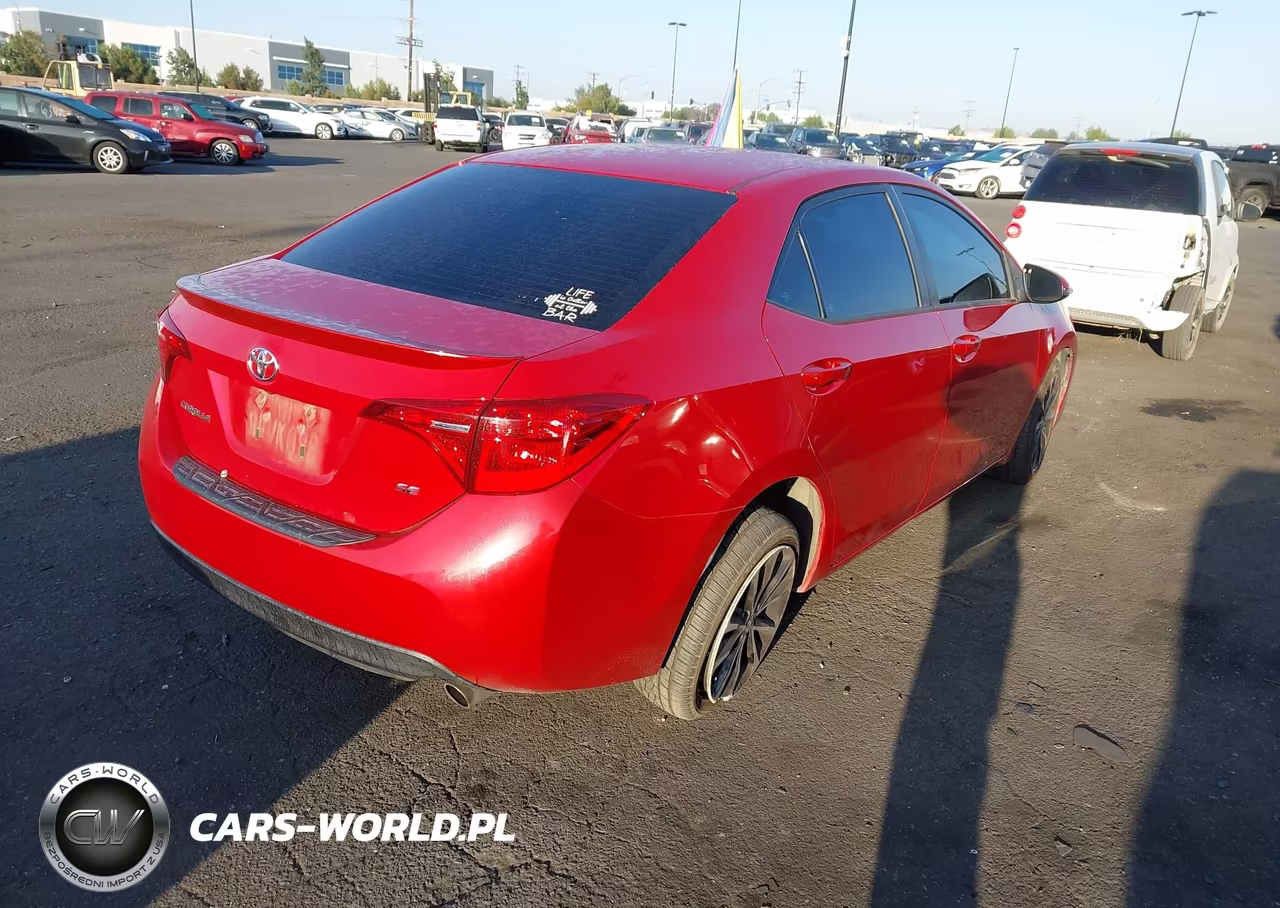 2019 Toyota Corolla Se VIN:2T1BURHE4KC154690 - 4
