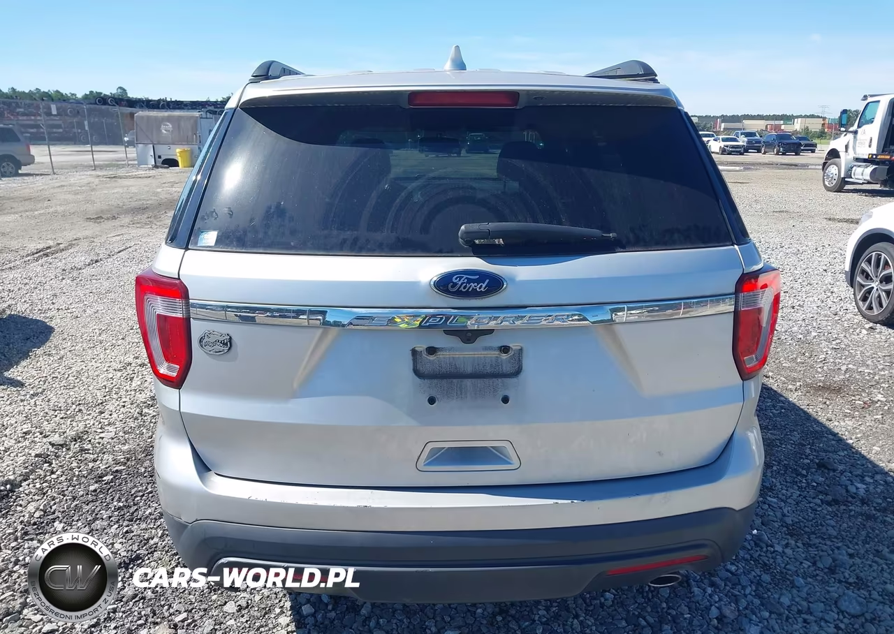 2017 Ford Explorer VIN:1FM5K7B82HGE32812 - 16