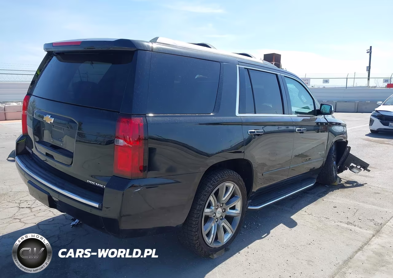 2019 Chevrolet Tahoe Premier VIN:1GNSKCKC7KR193264 - 4