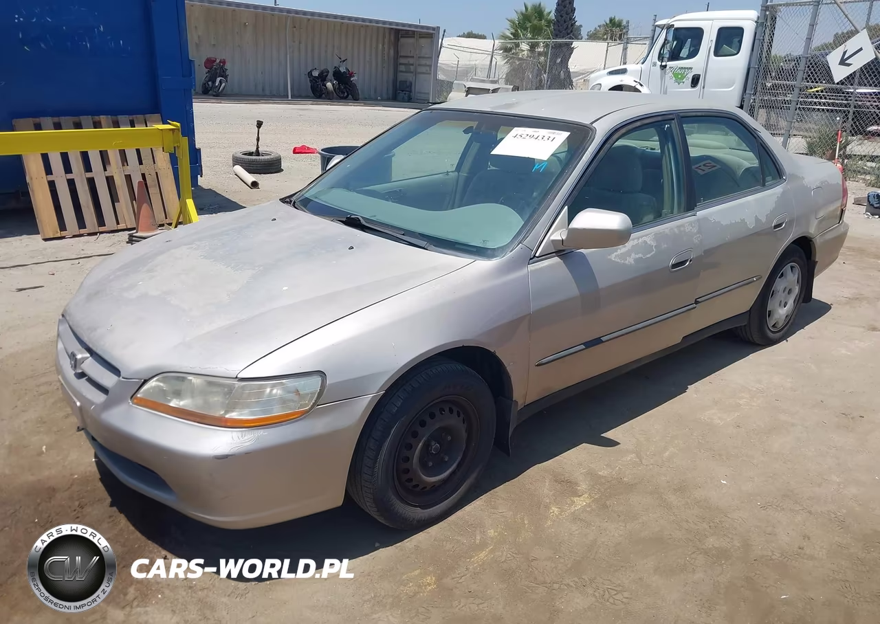 1999 Honda Accord Lx VIN:1HGCG6656XA155592 - 2