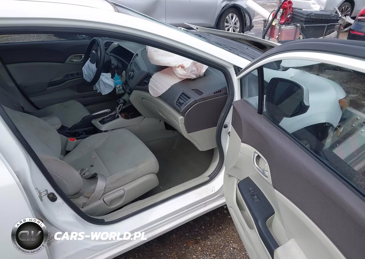2012 Honda Civic Lx VIN:2HGFB2F56CH311940 - 5