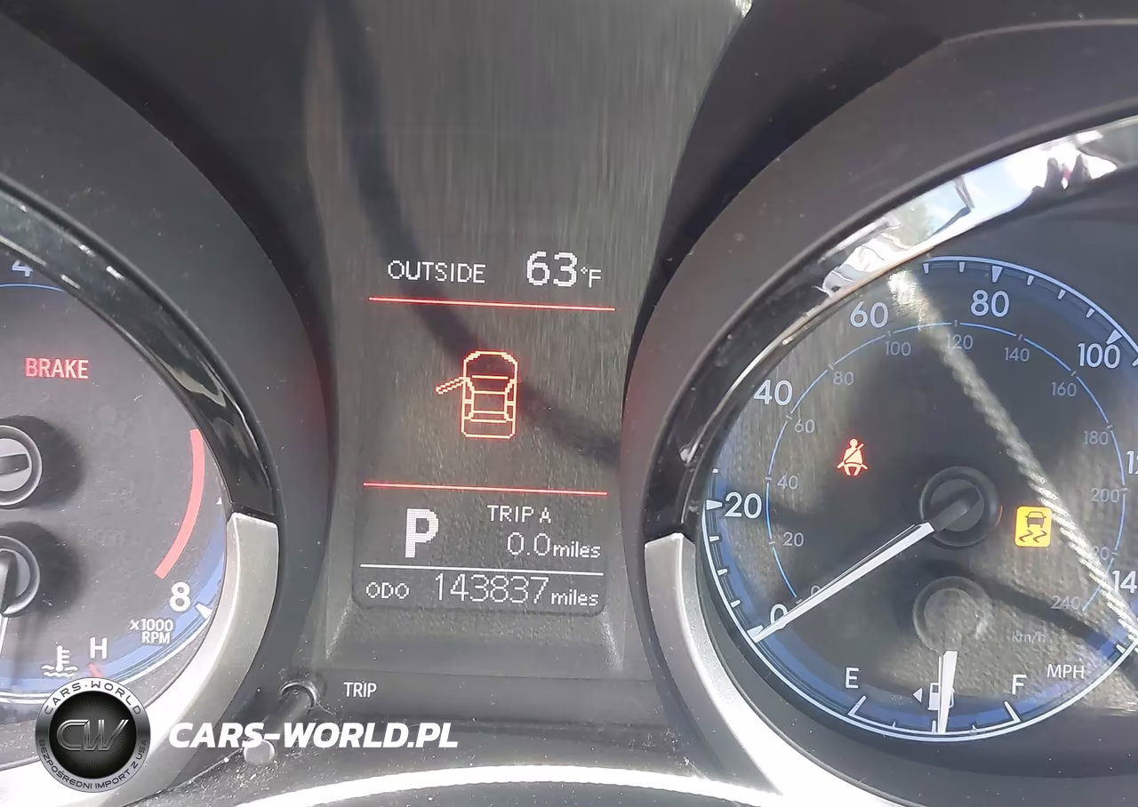 2015 Toyota Corolla S Plus VIN:2T1BURHEXFC301620 - 14