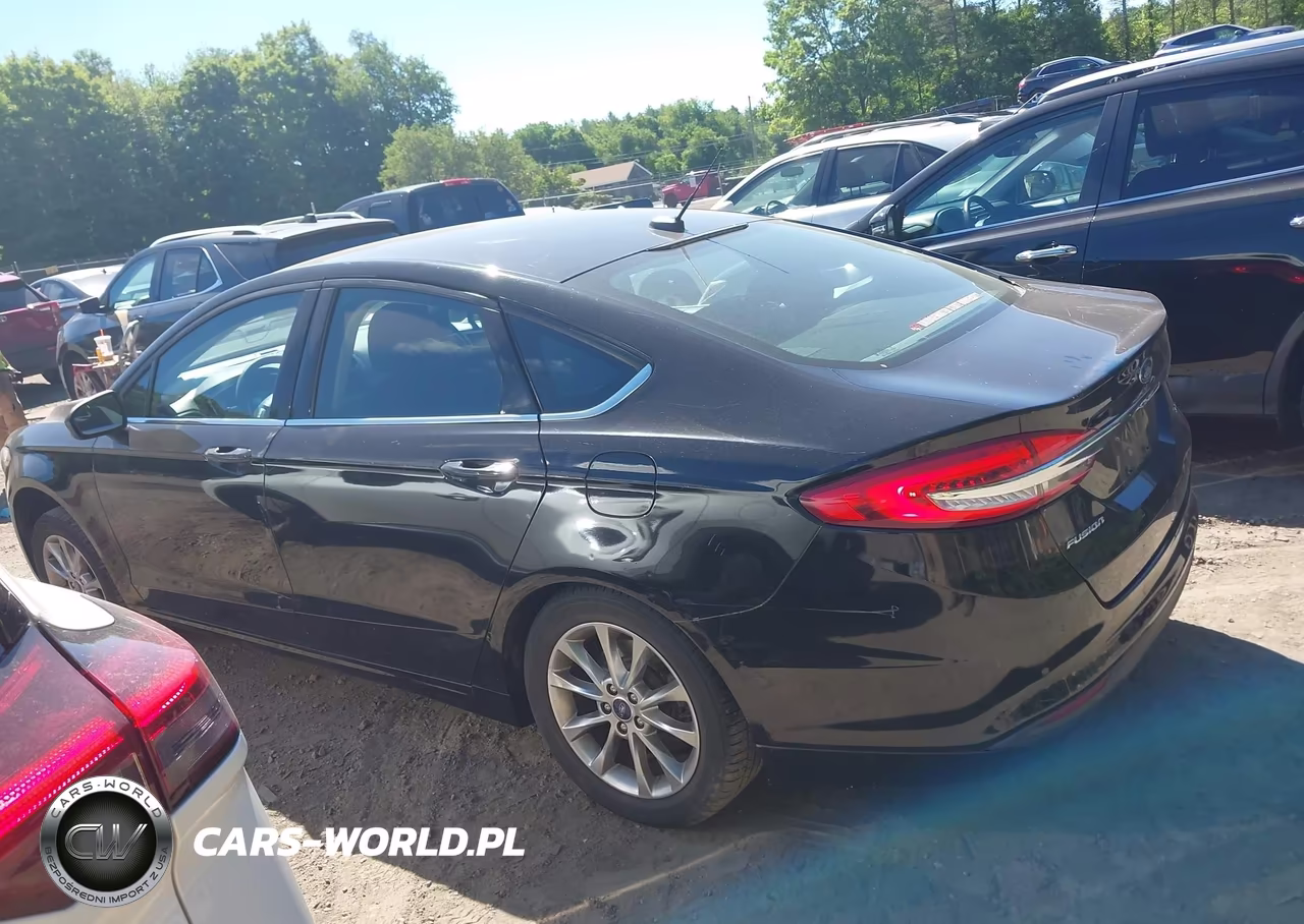 2017 Ford Fusion Se VIN:3FA6P0H73HR135899 - 14