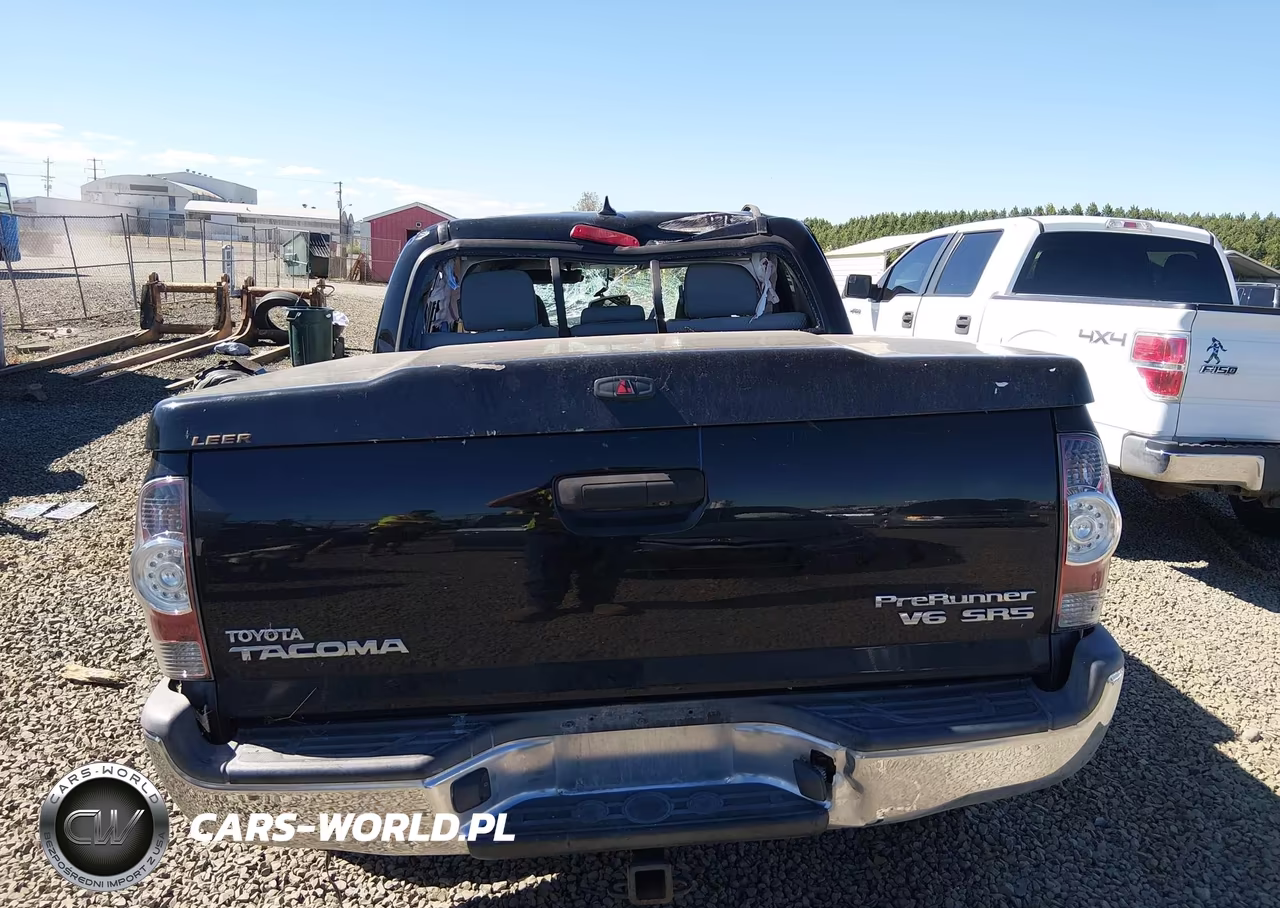 2012 Toyota Tacoma Prerunner V6 VIN:5TFJU4GN3CX023415 - 17