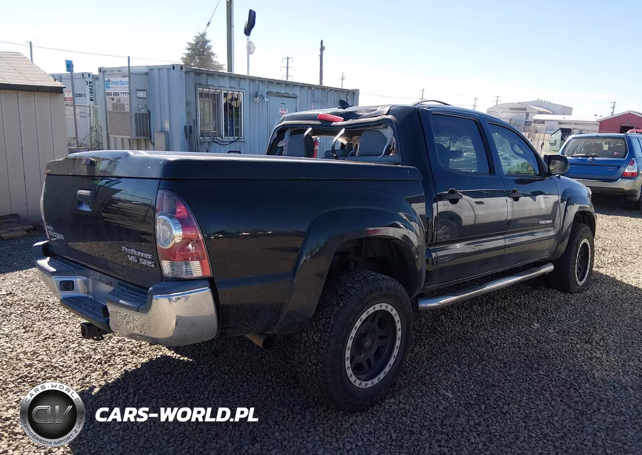2012 Toyota Tacoma Prerunner V6 VIN:5TFJU4GN3CX023415 - 4