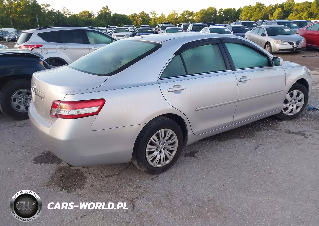 2011 Toyota Camry VIN:4T1BF3EK5BU682481 - 4