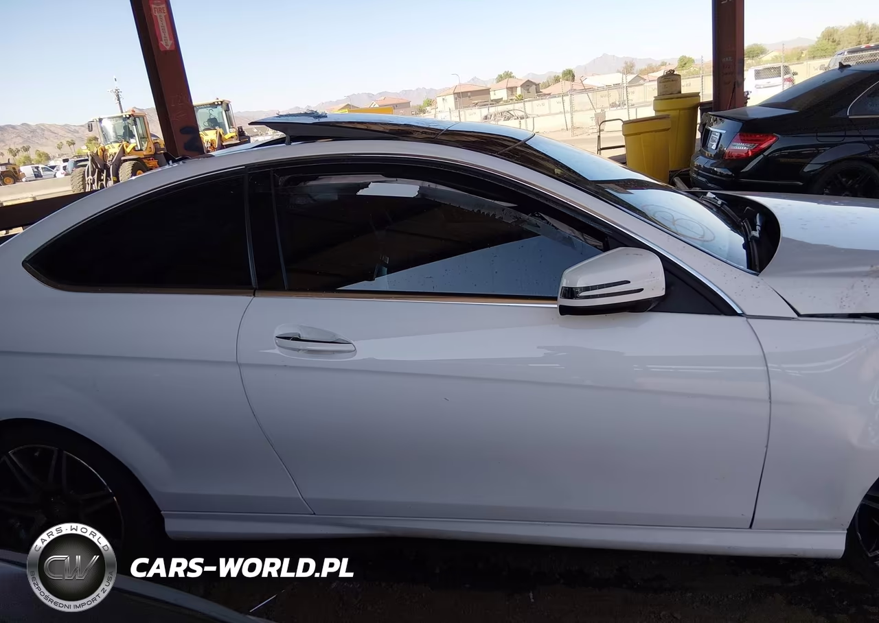 2015 Mercedes-Benz C 350 Sport 4Matic VIN:WDDGJ8JB4FG367046 - 14