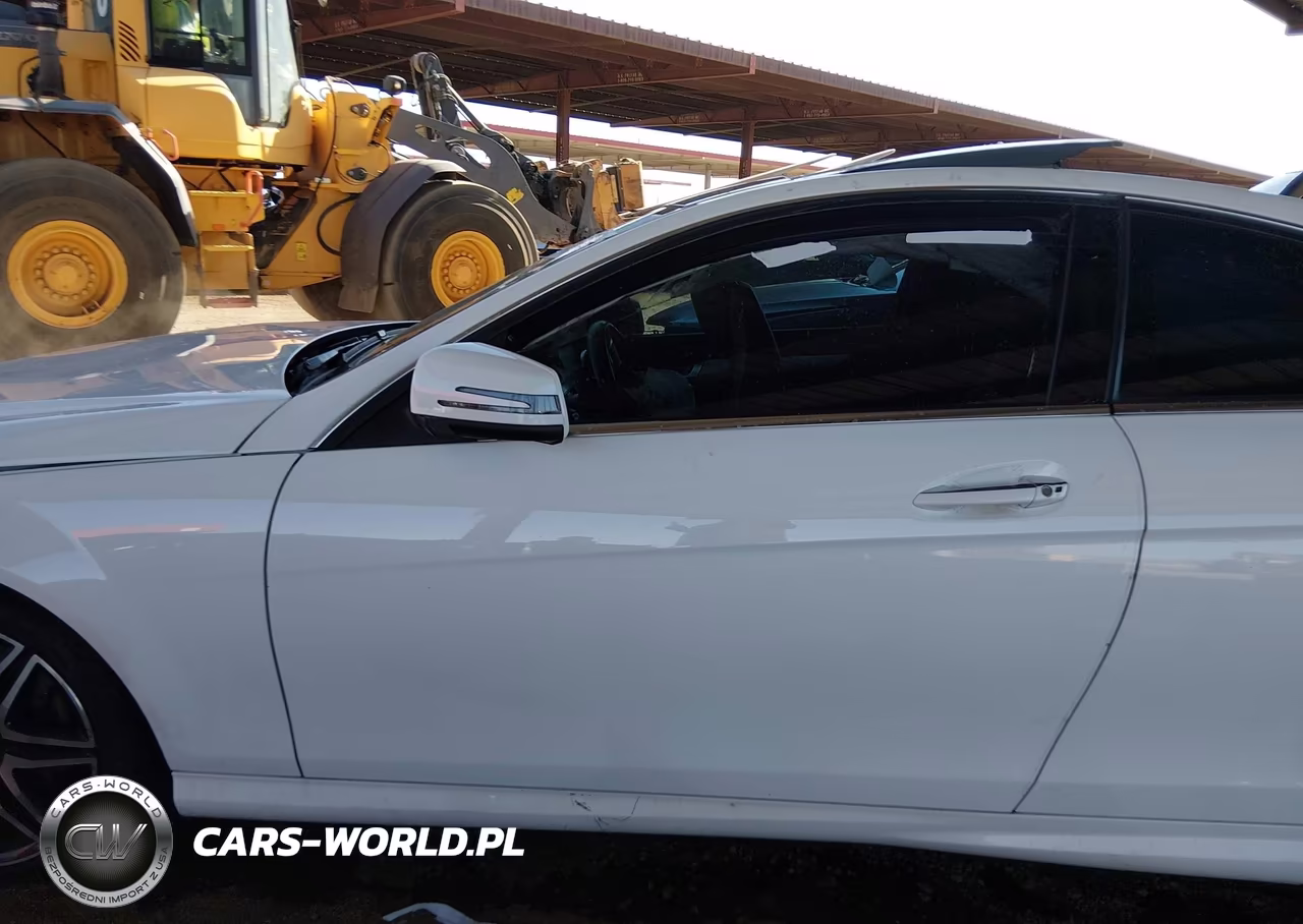 2015 Mercedes-Benz C 350 Sport 4Matic VIN:WDDGJ8JB4FG367046 - 15